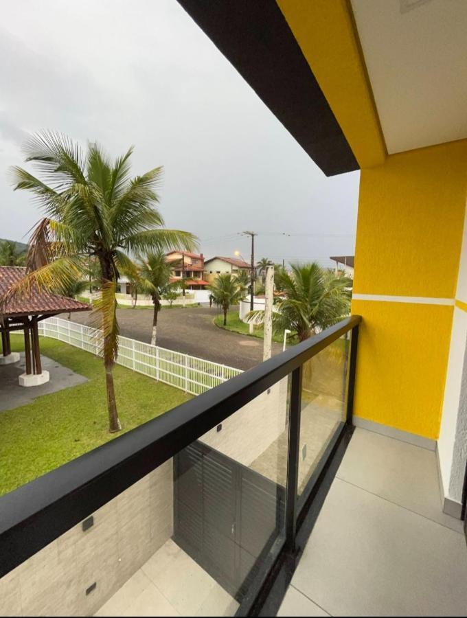 Chale Amarelo Villa Itanhaém Buitenkant foto