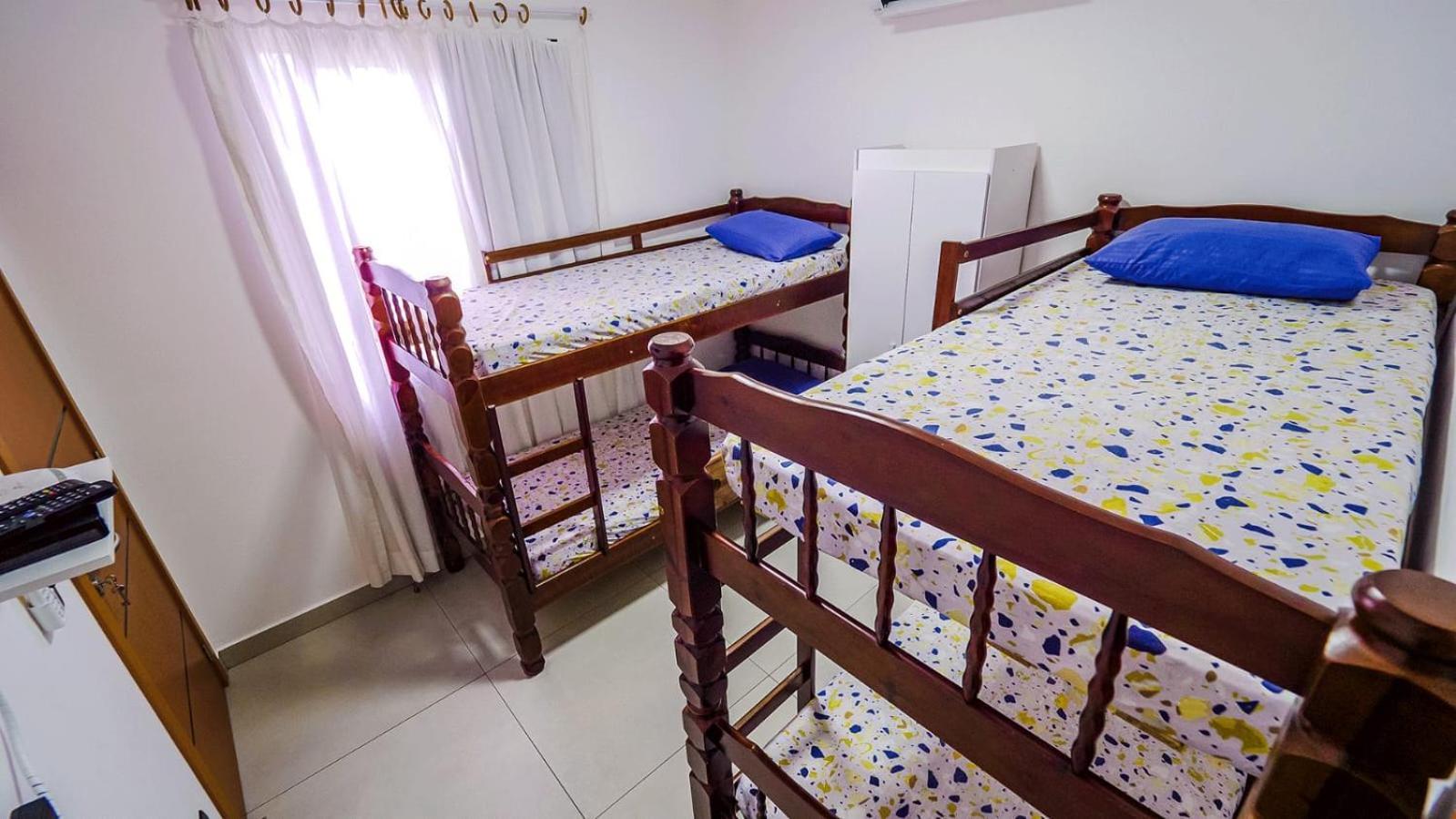 Chale Amarelo Villa Itanhaém Buitenkant foto